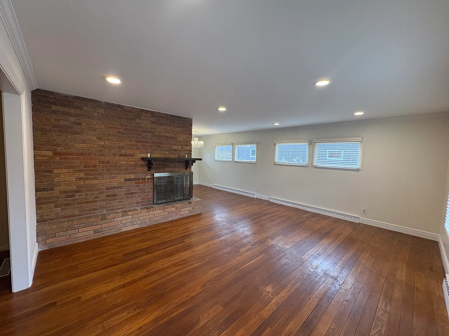 5902 W 77th Ter — Photo 3