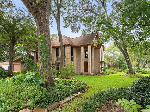 2nd image of 13903 Placid Woods Ct