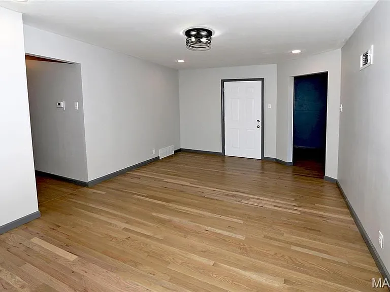 11151 Glacier Dr — Photo 13