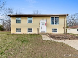 9595 21 Mile Rd, Sand Lake, MI 49343