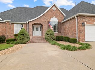 1780 Hickory Ridge Cir, Nixa, MO 65714