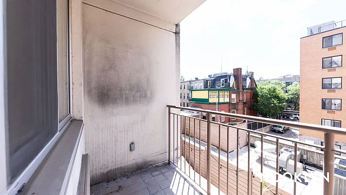 Rented by Nooklyn NYC LLC | media 27