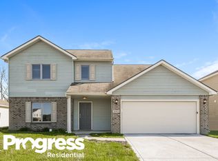 2069 Seven Peaks Dr, Cicero, IN 46034