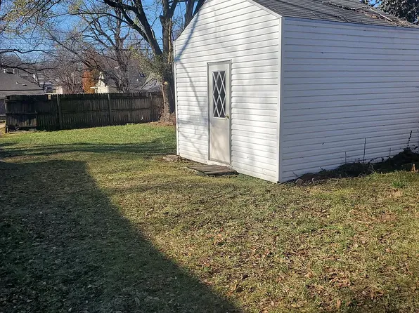 2049 N Benton Ave, Springfield, MO 65803