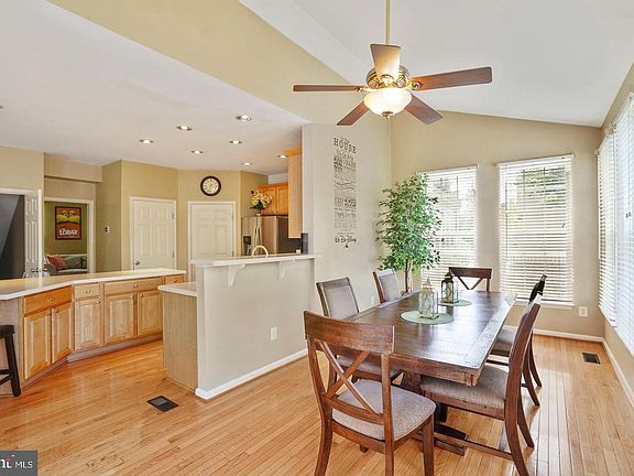 5th image of 6755 Calthorpe Pl