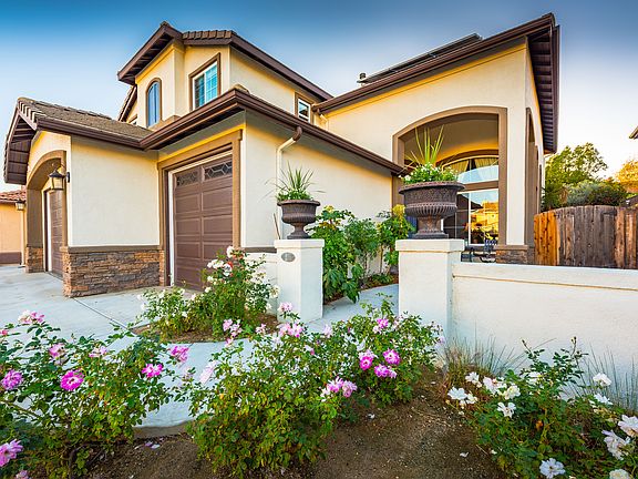 4th image of 23507 Karen Pl