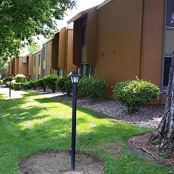 Evergreen Commons — Photo 4