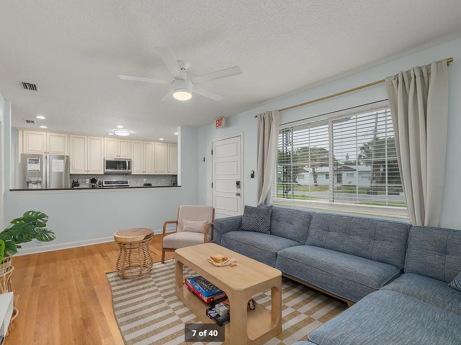 4 bed, 1622 sqft, $5,500 — Photo 4