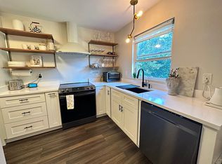 11 Krista Cir SUITE D, Candler, NC 28715