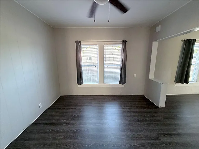 1401 Edison St — Photo 17