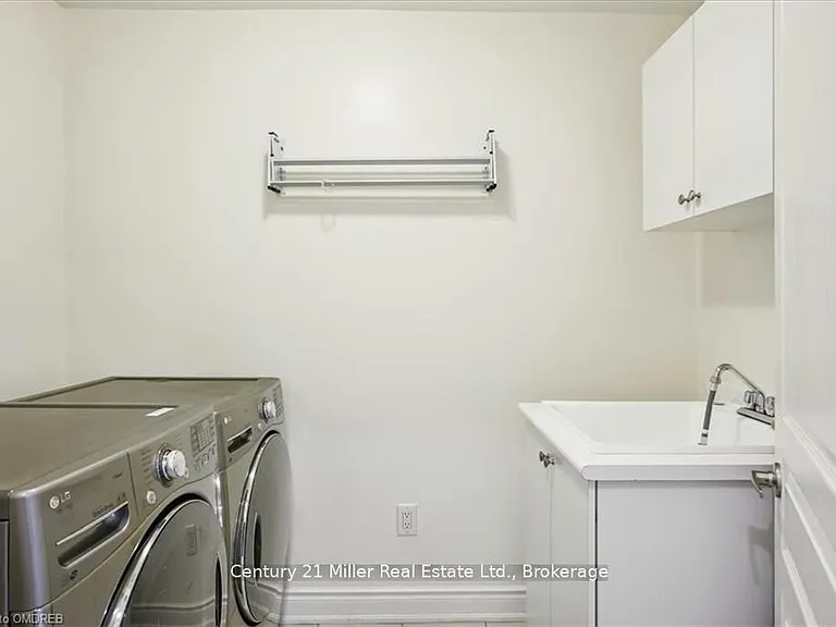 3083 Streamwood Pass — Photo 26