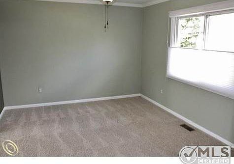 Dining Room.JPG