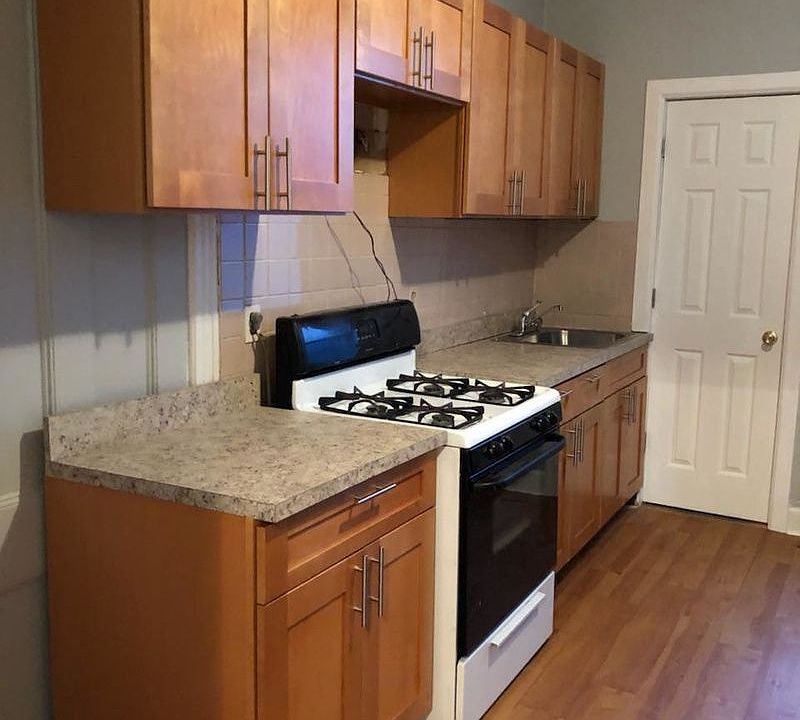 1st image of 3707 24th Ave APT 2R