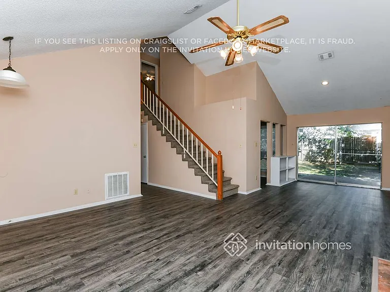 3805 Waxwing Cir S — Photo 4