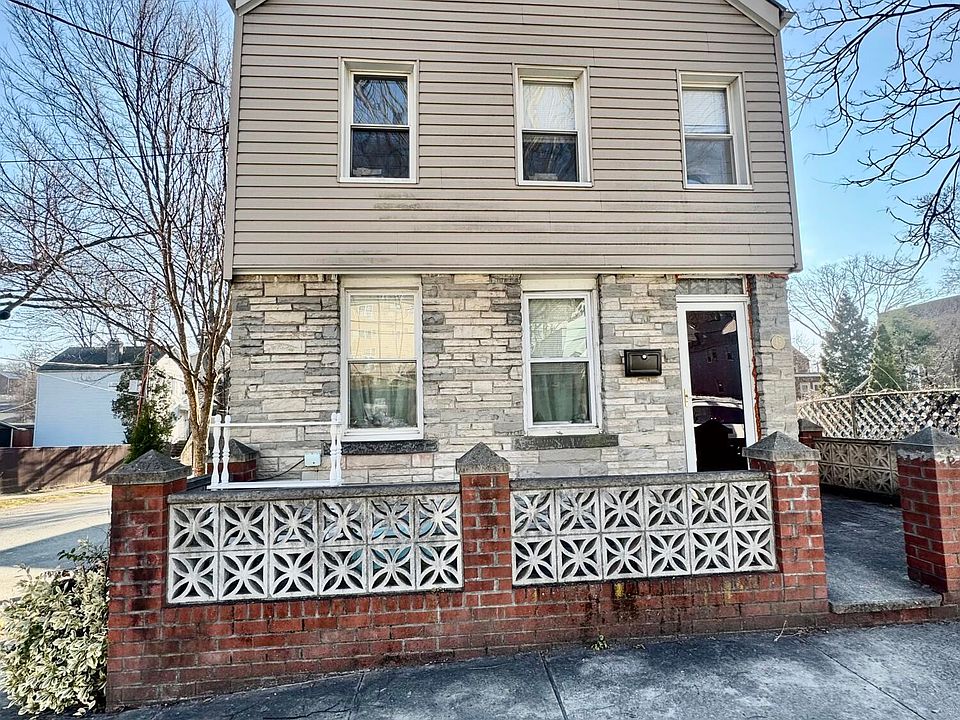 1st image of 45 Targee St