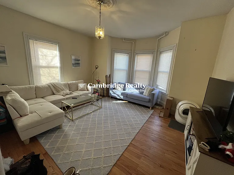 140 Saint Alphonsus St #2T — Photo 5