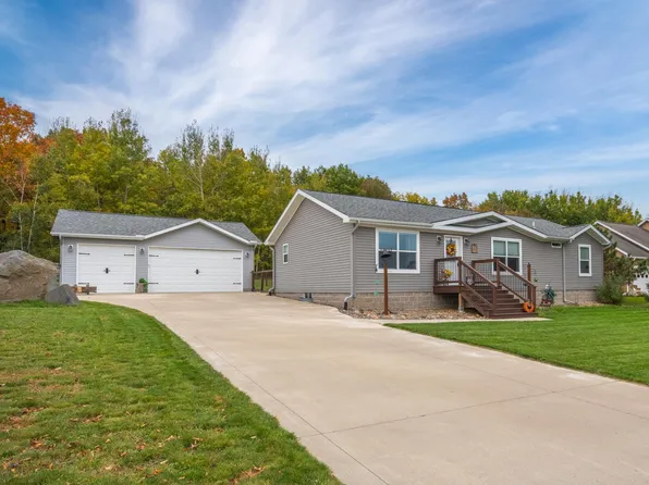 765 Hilltop Ln, Saint Croix Falls, WI 54024