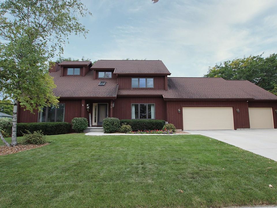 1st image of 1050 Briarwood Ln