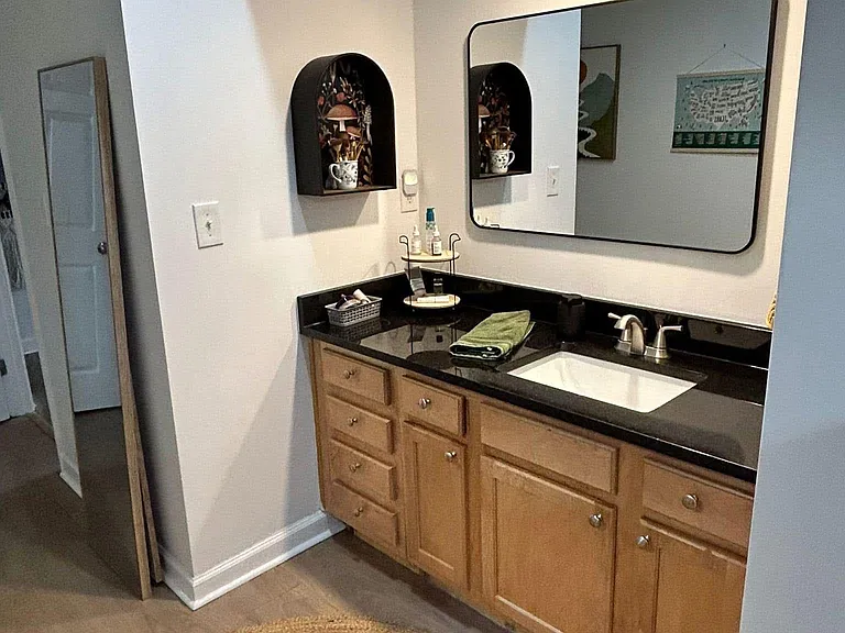 210 Appleby Dr #123 — Photo 8