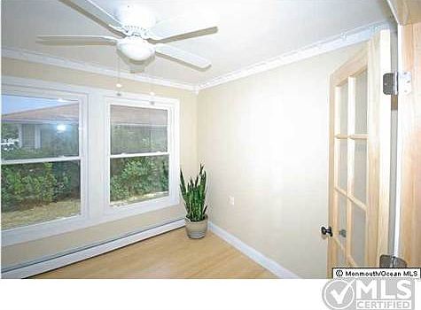 3rd image of 92 Guadeloupe Dr