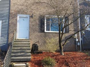 48 Mall Rd, Etters, PA 17319