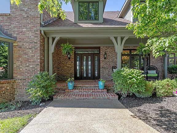 3rd image of 9644 Spruance Ct