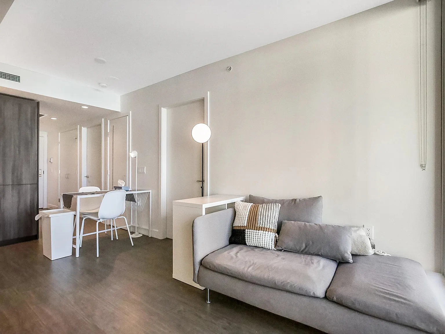 1 bed, 553 sqft, $2,500 — Photo 3