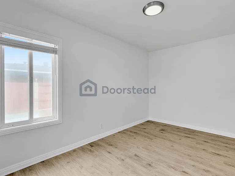 16306 S Denver Ave — Photo 19