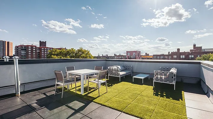 Rented by Nooklyn NYC LLC | media 34