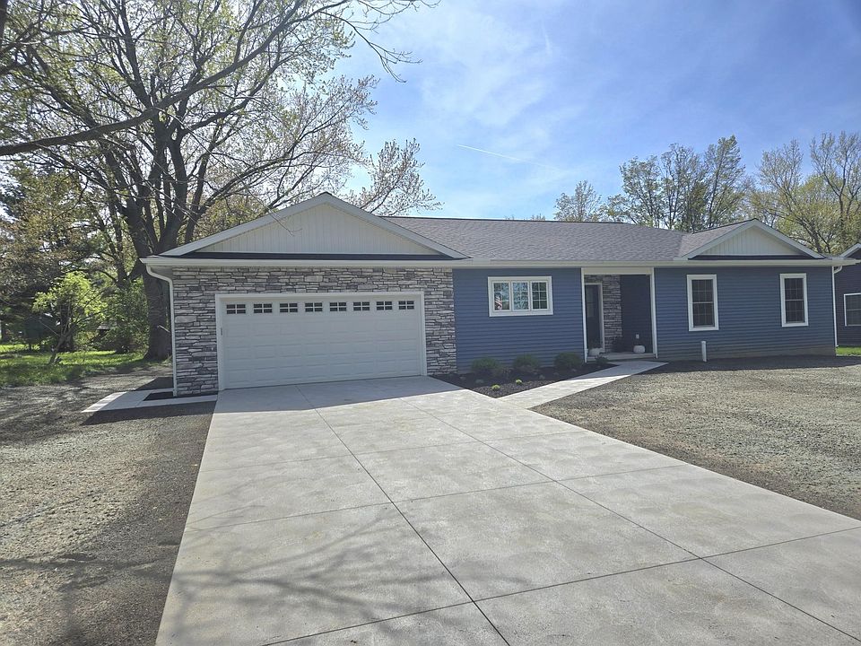 1st image of 3877 Amidon Dr