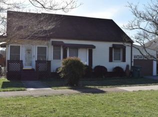 204 W Riverside Dr, Elizabethton, TN 37643