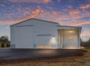 500 Phillips Rd, Hazel Green, AL 35750