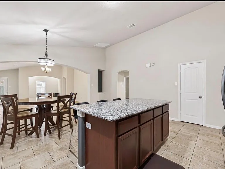 5703 Casa Martin Dr — Photo 10