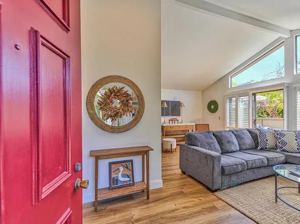 3850 Rio Rd APT 63, Carmel, CA 93923