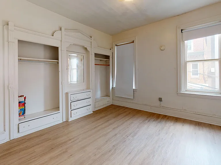1848 Willington St — Photo 13