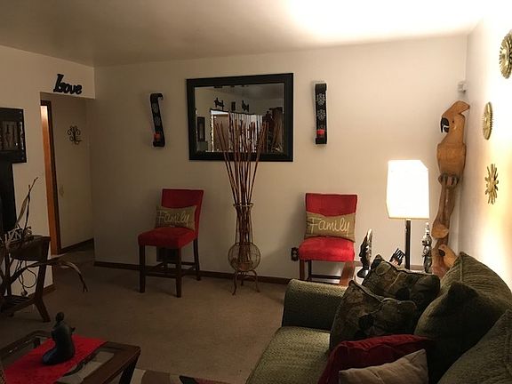 4th image of 807 N Johnston Ave