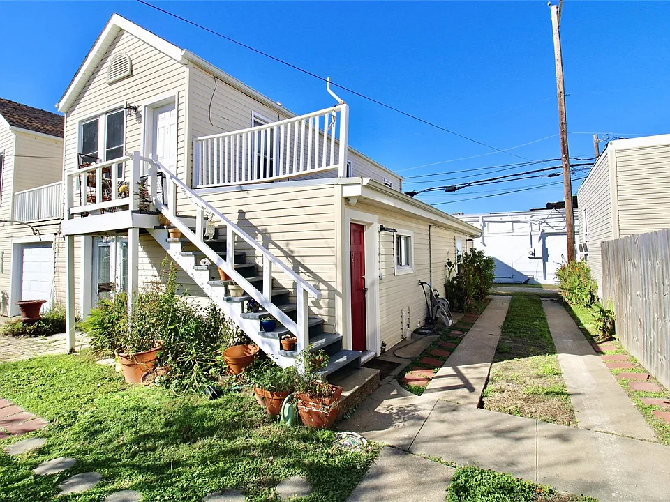 4114 Avenue S 1/2 #C