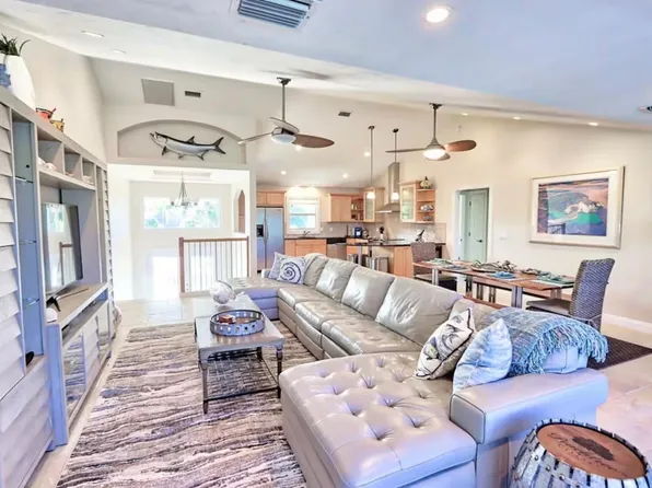 1187 Sand Castle Rd, Sanibel, FL 33957