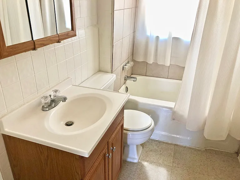 Unit+B+Bathroom_07092026