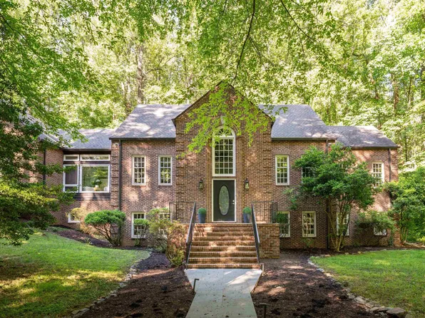 715 Tanglewood Rd, Charlottesville, VA 22901