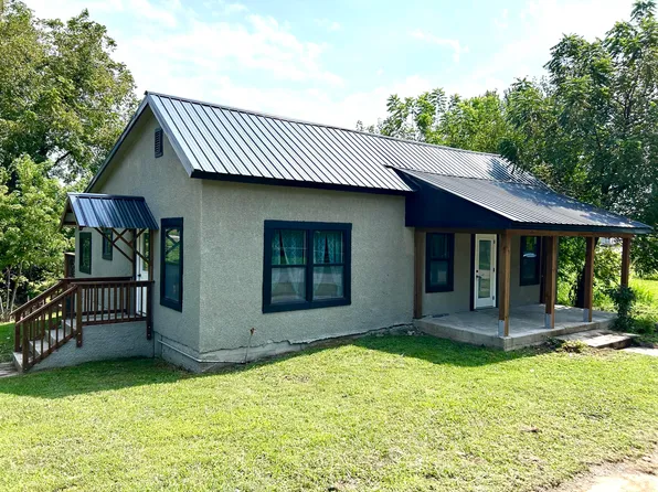 110 N High Street, Mansfield, MO 65704