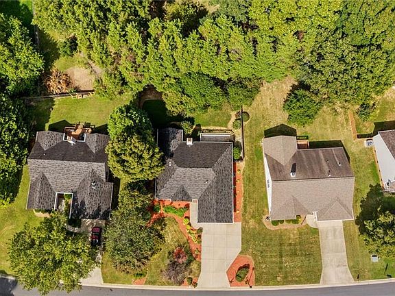 2nd image of 6306 Stonewick Dr