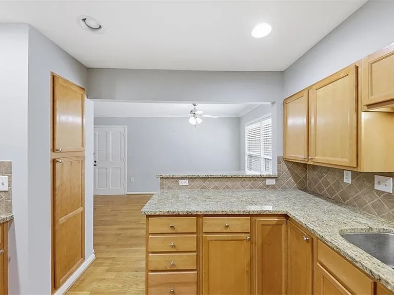 54 La Rue Pl NW — Photo 6