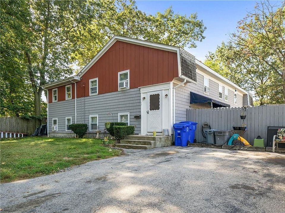 1st image of 17 Deer St