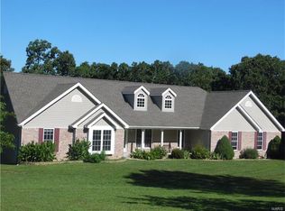 841 Eagles View Ln, Saint Clair, MO