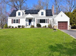 120 Crest Dr, Tarrytown, NY 10591