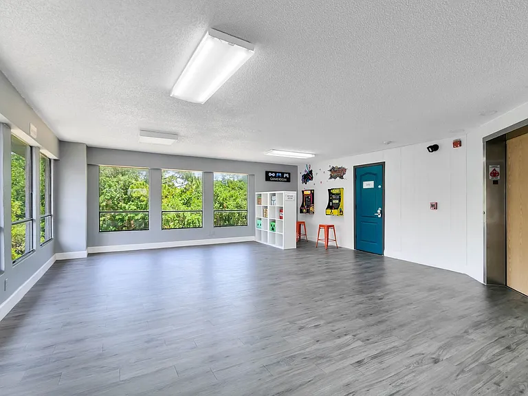 Oasis - 3165 South St. — Photo 65