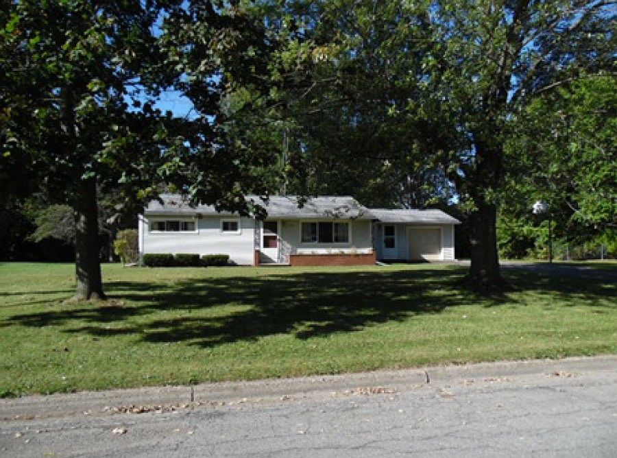 1st image of 911 River Acres Dr
