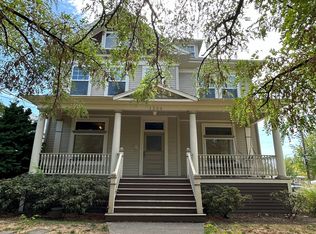 1304 SE Madison St, Portland, OR 97214