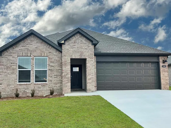 108 Molly Ln, Maumelle, AR 72113